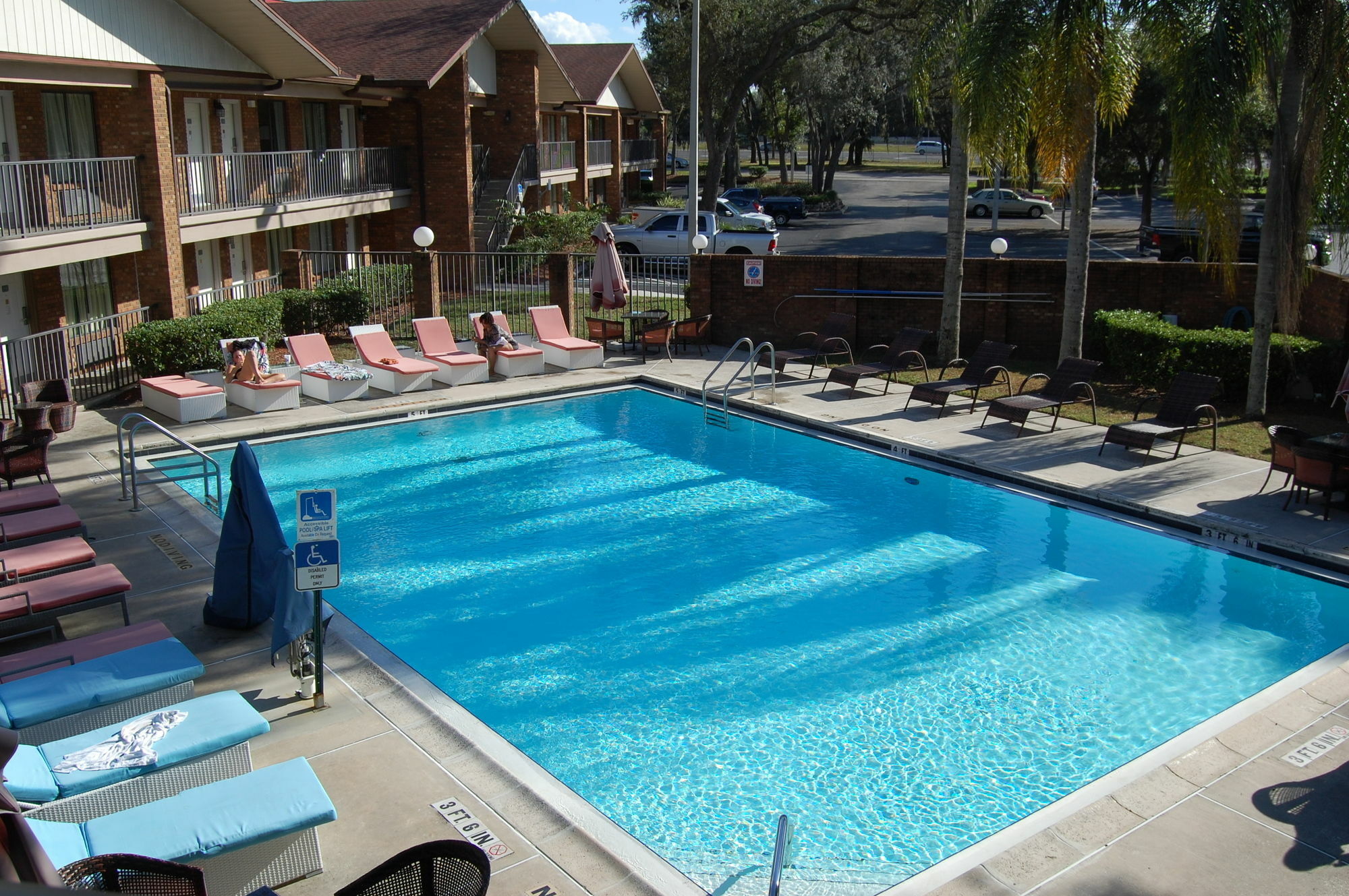 Ramada By Wyndham Temple Terrace/Tampa North Hotell Eksteriør bilde
